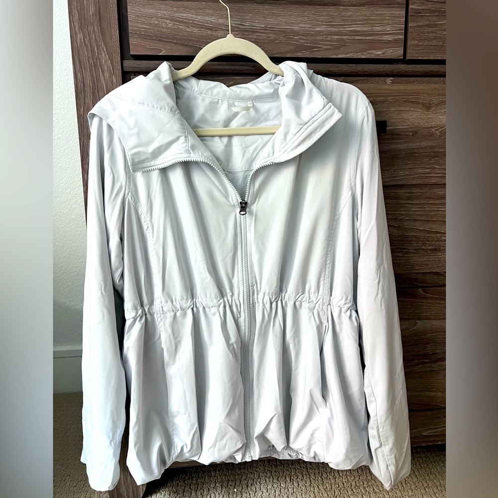 Lululemon light grey rain jacket